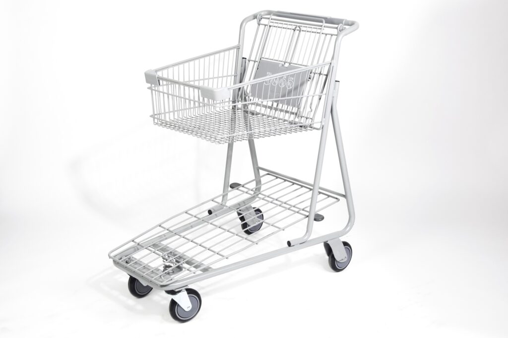 Good L Corp shopping cart with lower tray